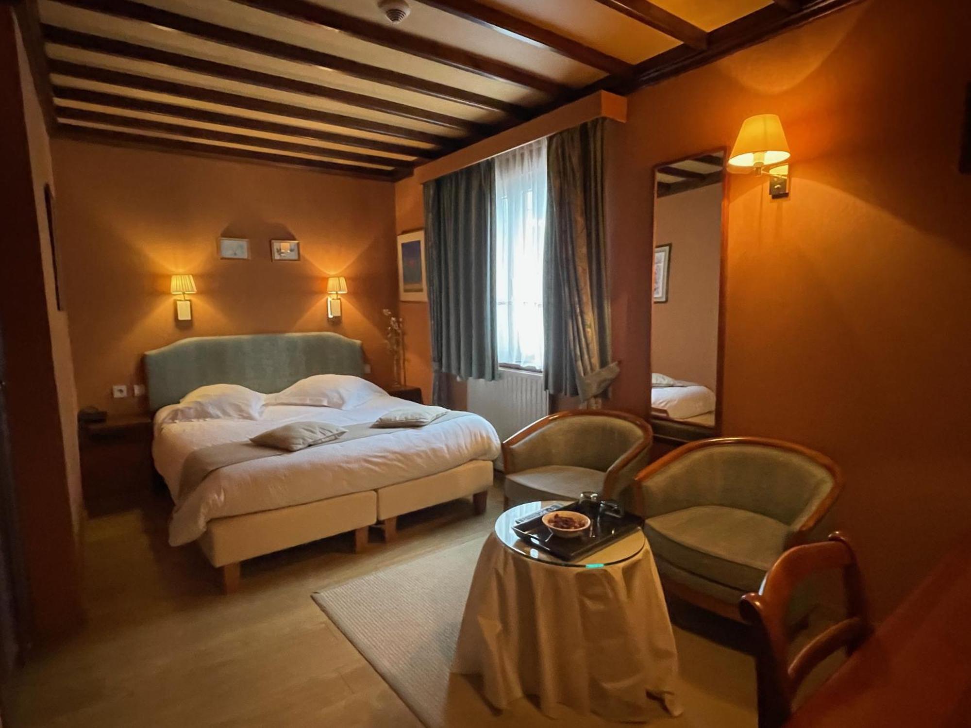 בוילון Le Cosy Hotel מראה חיצוני תמונה